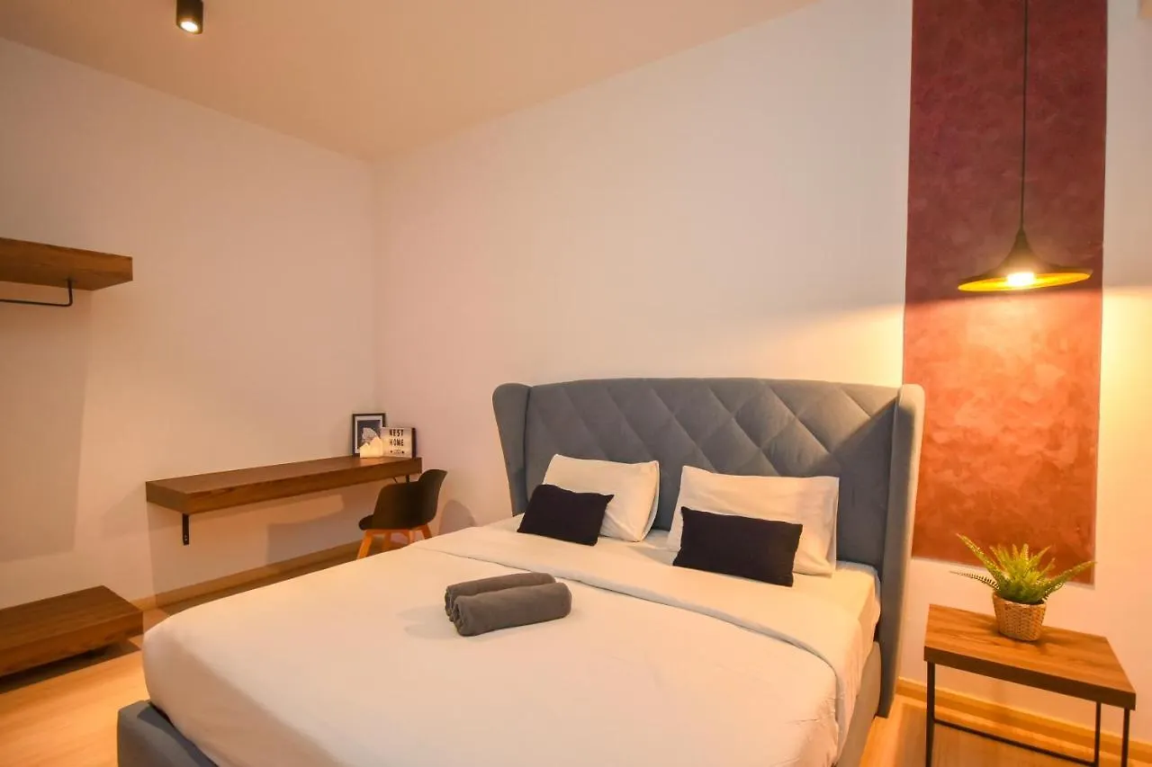 Apart-hotel Cube 8Teens By Nest Home Johor Bahru Malásia