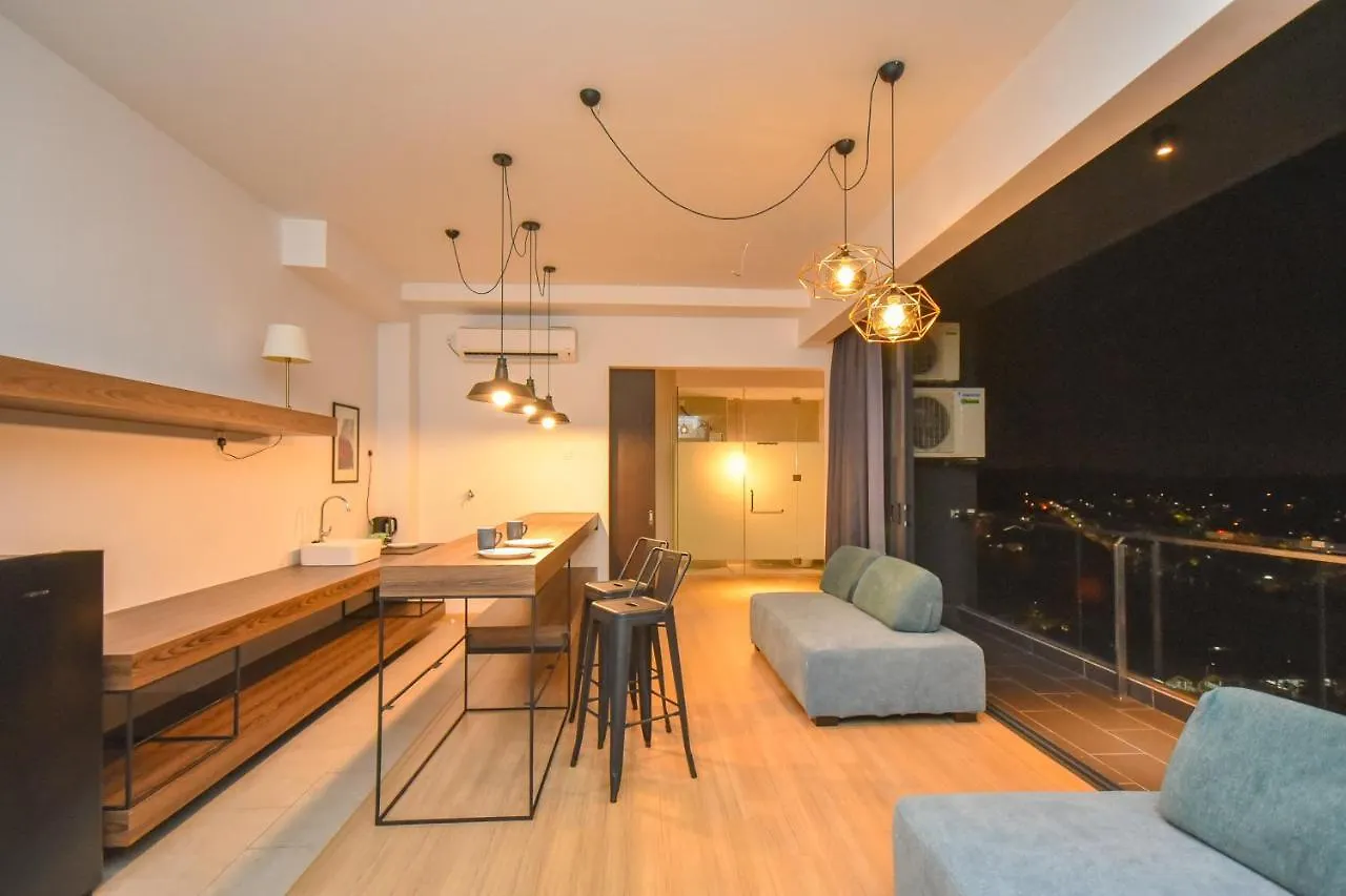 Apart-hotel Cube 8Teens By Nest Home Johor Bahru