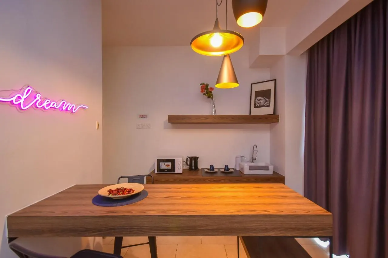 Cube 8Teens By Nest Home Johor Bahru Apart-hotel