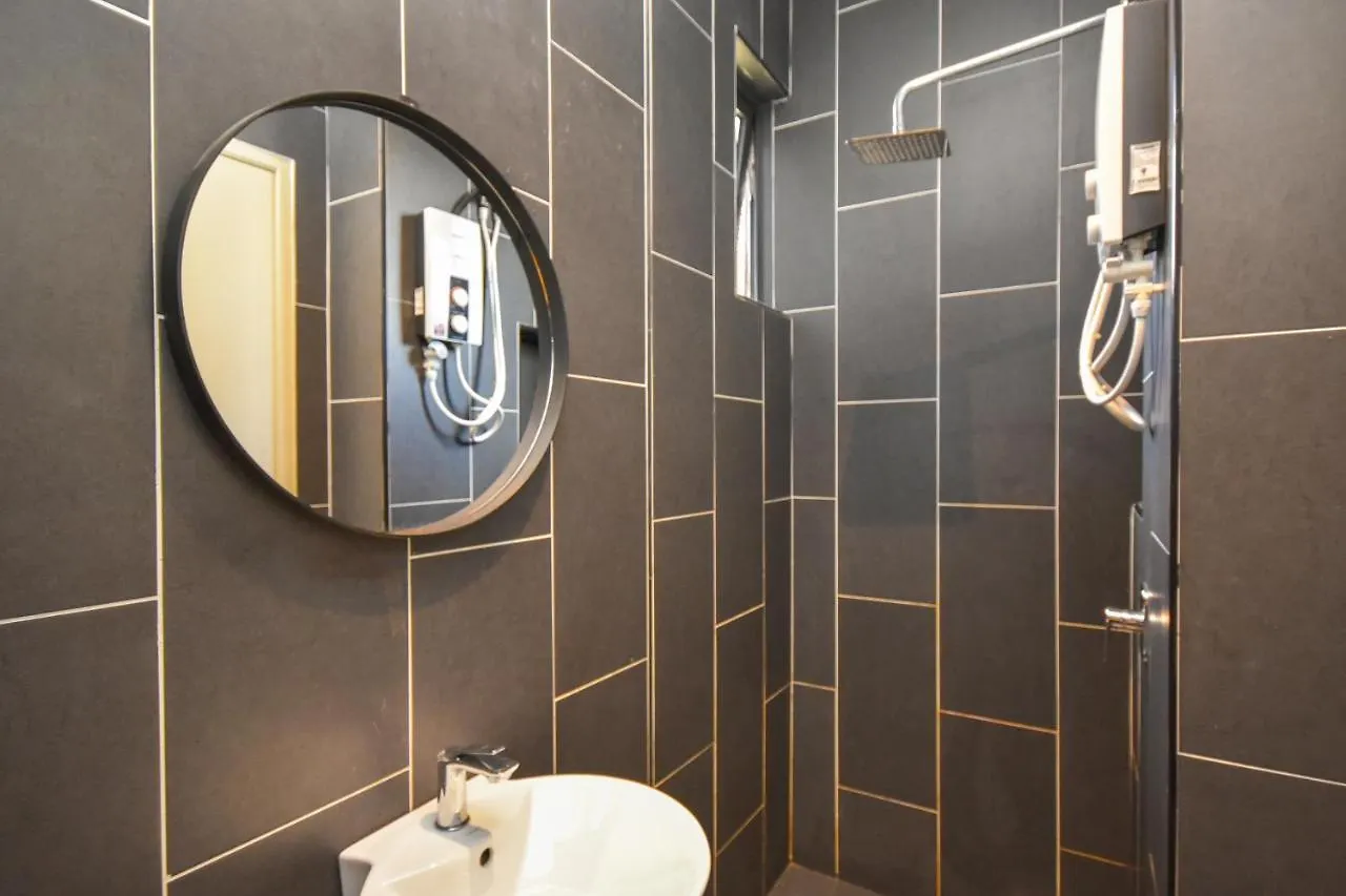 Cube 8Teens By Nest Home Johor Bahru 0*,  Malásia